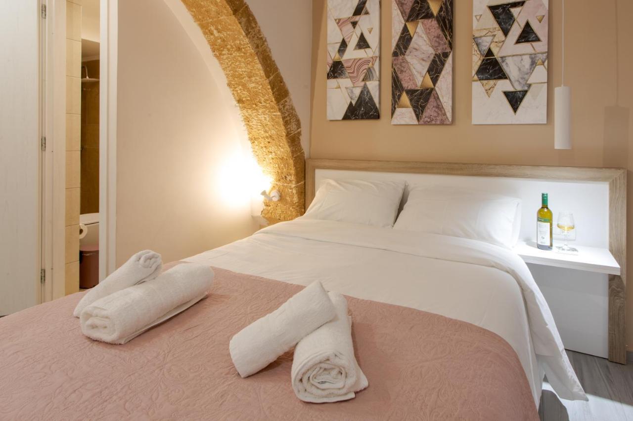 Mitos Cozy Rooms Ханя Екстериор снимка