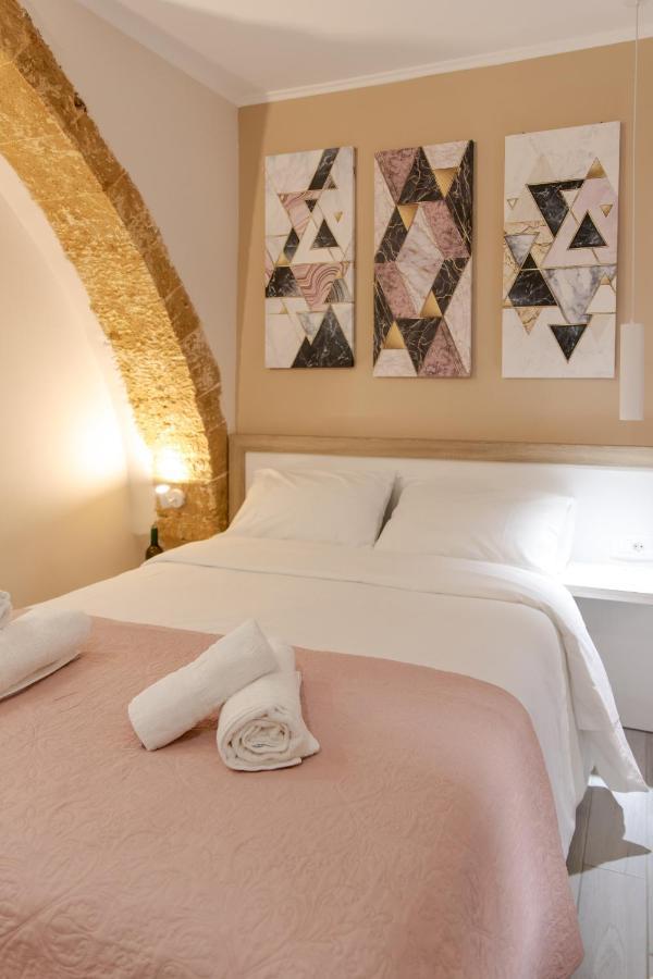 Mitos Cozy Rooms Ханя Екстериор снимка